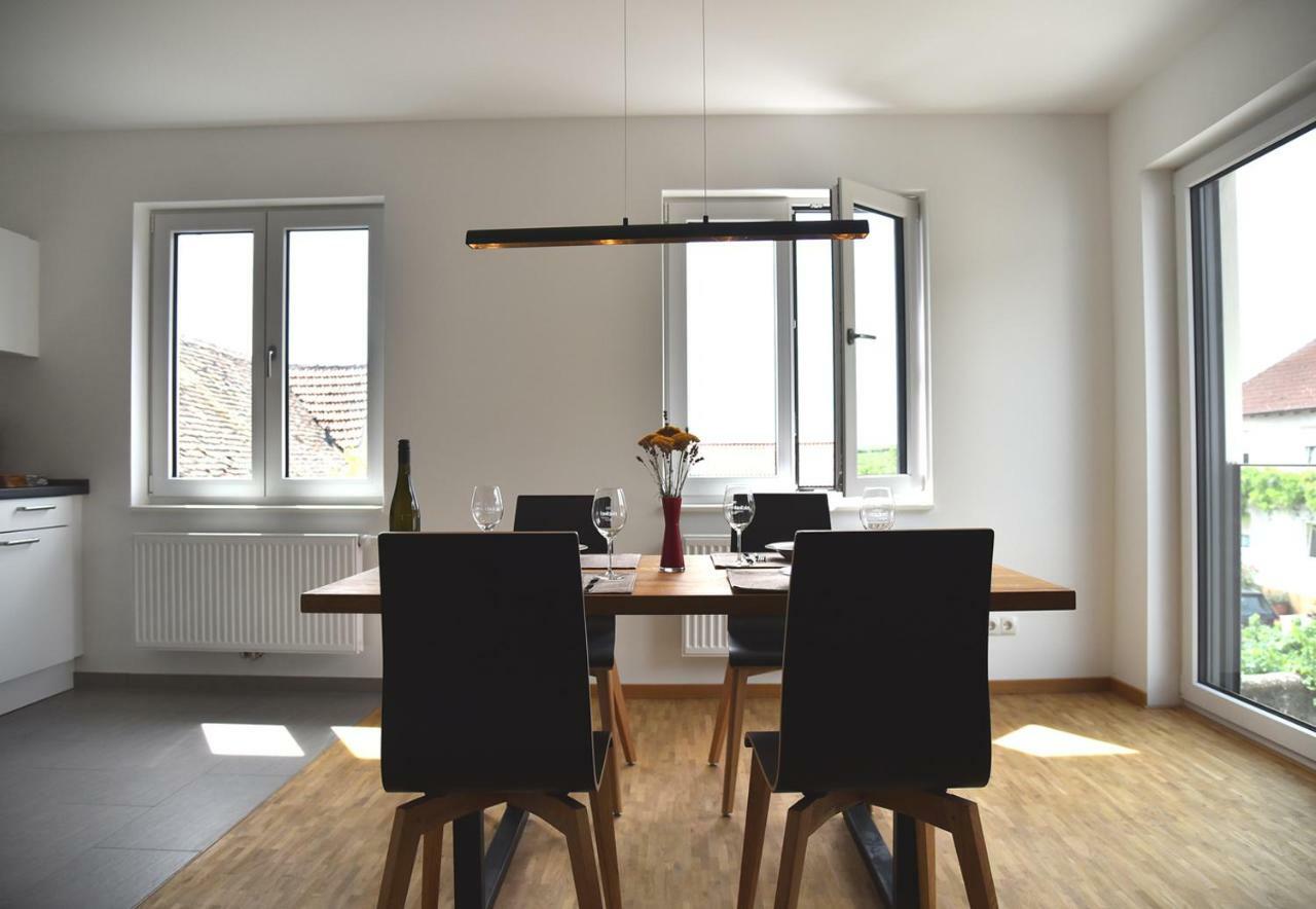 Weingut Nickel Apartment Neustadt an der Weinstraße Екстериор снимка